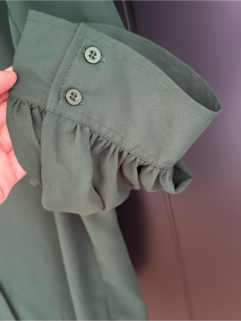 🌲 CeCe Women's 3/4 Sleeve Button Down Dark Forest Green Collar Blouse - Size L - Picture 11 of 12